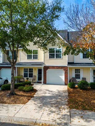 Townhouse, Two Story - Bluffton, SC