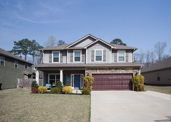 2 Story, Single Family - MIDLAND, GA