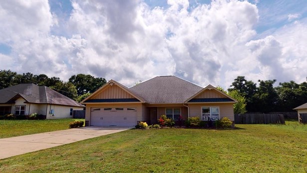 1 Story, Single Family - FORT MITCHELL, AL