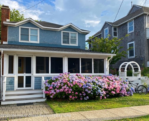 Custom,Shore Colonial, Single Family Residence - Bay Head, NJ