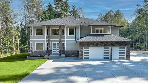Rare gem indeed! Perfect blend of new construction on 15 acres!