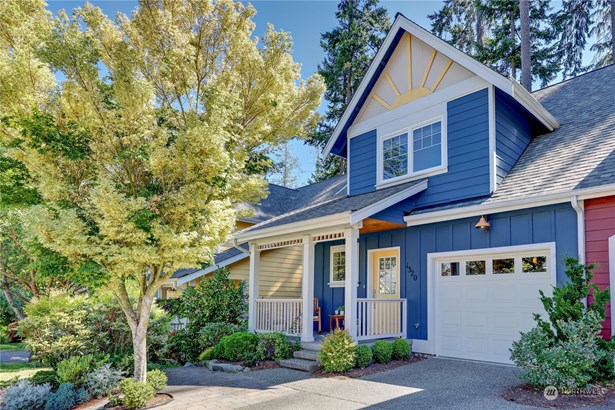 This fine townhome is in pristine condition and offers easy living in the ever-popular Stonecress neighborhood. Located only a mile from downtown Winslow and the ferry, you will have convenient access to shops, restaurants, schools, parks, trails and everything Bainbridge Island has to offer. This lovely home is a turnkey opportunity for carefree living as well as a good investment opportunity in a highly sought-after community with no rental cap.