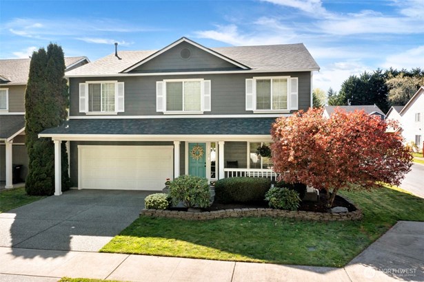 Pride of ownership in this beautifully maintained home in Devonshire! Nestled on a large corner lot and conveniently located on South Hill, Puyallup.