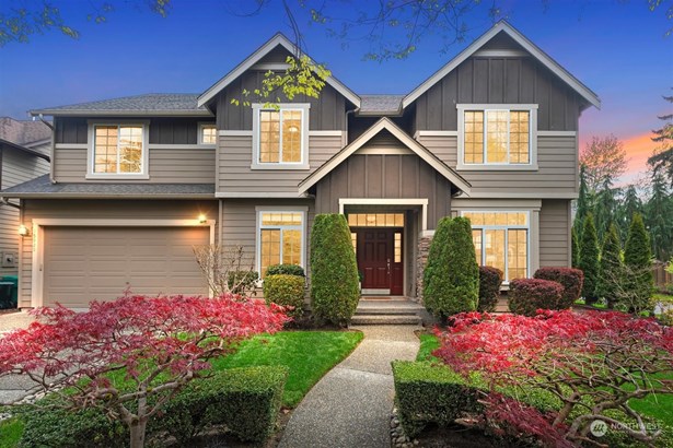 Beautiful 5-Bedroom Home in desirable Seasons at Mill Creek neighborhood! 3-D Tour attached!