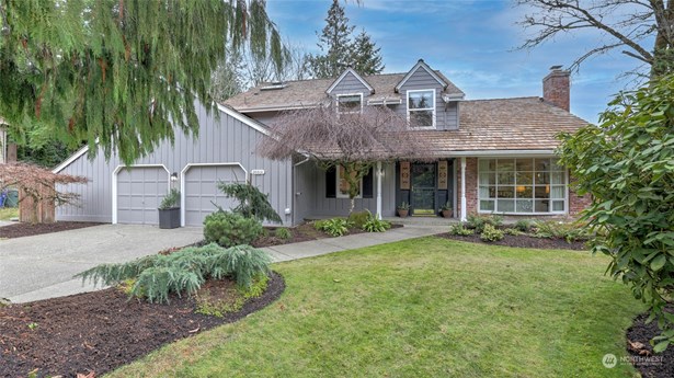 Timberline Classic offering the best in NW living complete with private, cul de sac setting.