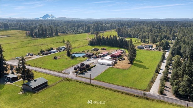 Majestic 10 Acre Winery/Nursery with Mt. Rainier View & Home to live in.