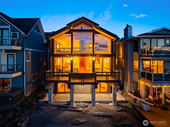 Rare waterfront gem on Alki shoreline