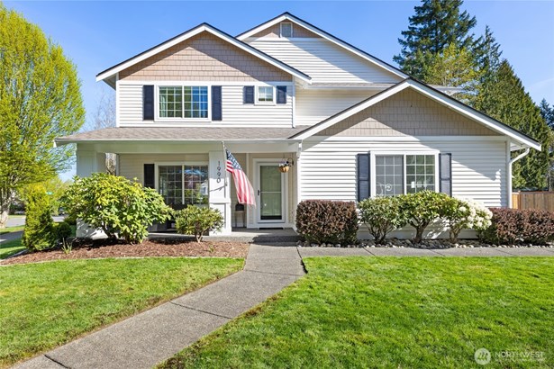 Don&#39;t Click Past This Amazing Home!