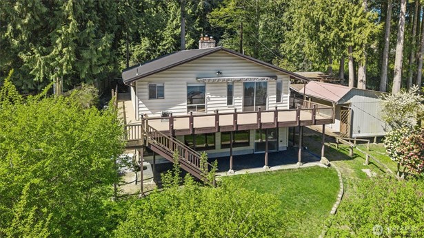 Welcome Home! Photos is of the &#34;main house&#34; 1 story w/basement