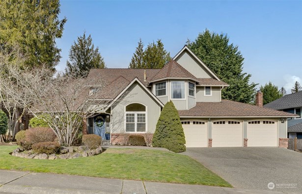 Welcome to Deerfield, Located in the heart of Sammamish.