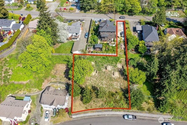 Property lines are approximate and not to be used as a survey