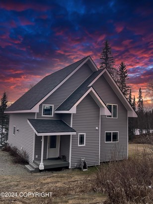 Residential, Two-story Tradtnl - Nikiski/North Kenai, AK
