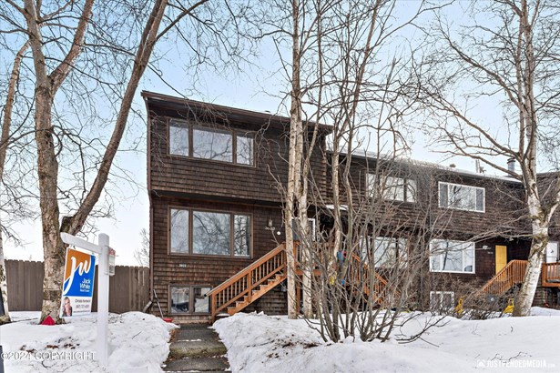 Residential, Tri-level - Anchorage, AK