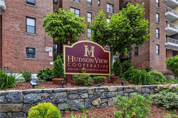 Mid-rise, Stock Cooperative - Yonkers, NY