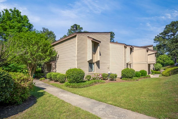 107 The Bunkers, Aiken, SC, United States being shown by Meybohm Real ...