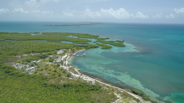 Water-Caye-Private-Island-For-Sale-Vista-Real-Estate-Belize-001.jpg