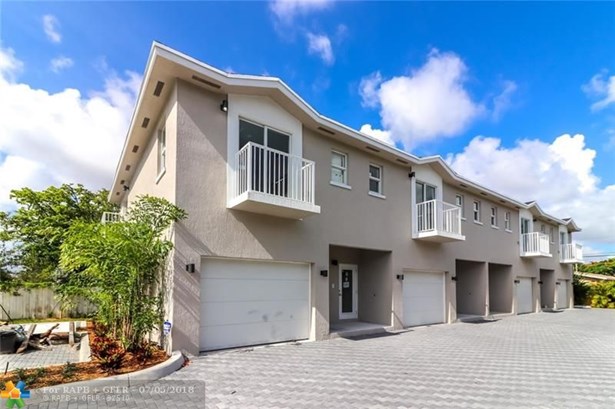 Condo/Co-op/Villa/Townhouse - Fort Lauderdale, FL (photo 1)