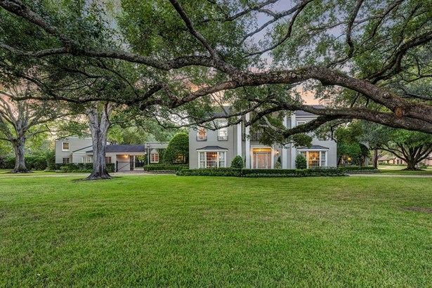 Traditional, Single-Family - Piney Point Village, TX