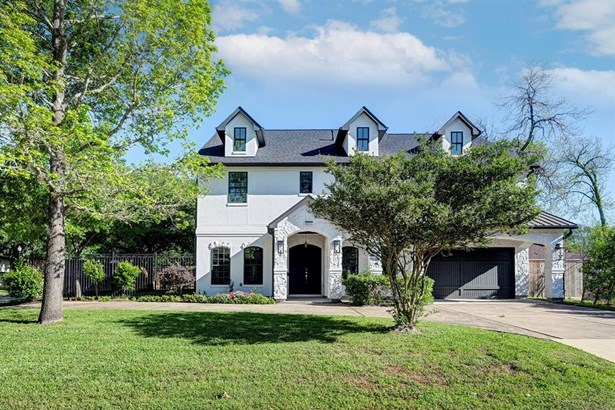 Traditional, Single-Family - Spring Valley Village, TX