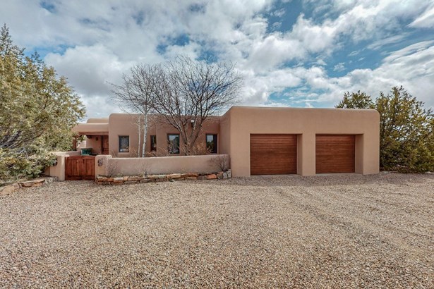 Single Family Residence, Pueblo - Santa Fe, NM