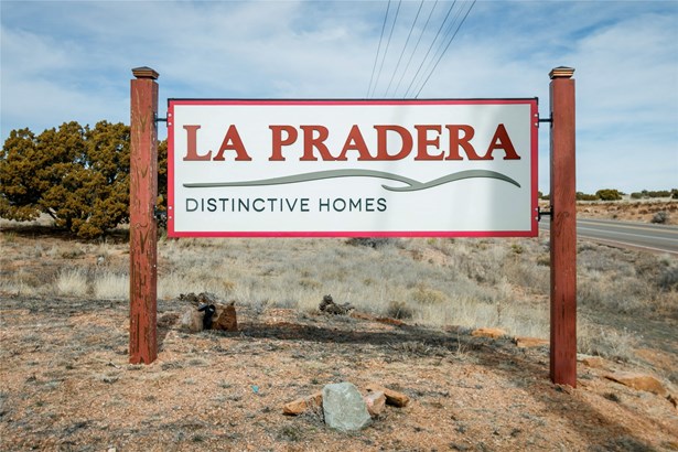 Single Family Residence, Pueblo,One Story,Spanish - Santa Fe, NM