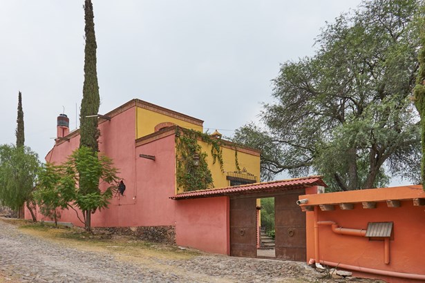Casa Pedro Paramo &#8211; El Mirador