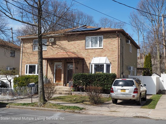 Single Family - Attached,Colonial, Colonial - Staten Island, NY