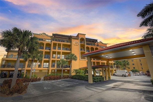 Condo - Hotel - TREASURE ISLAND, FL