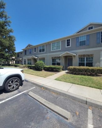 Townhouse - SPRING HILL, FL
