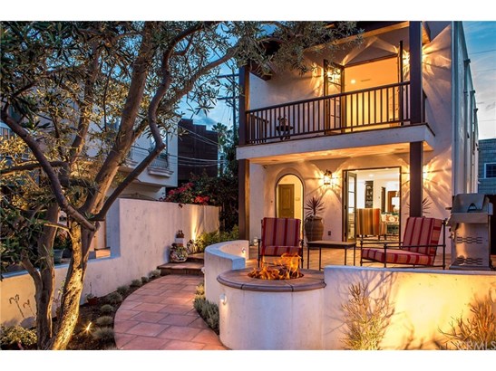 Mediterranean, Single Family Residence - Long Beach, CA (photo 1)