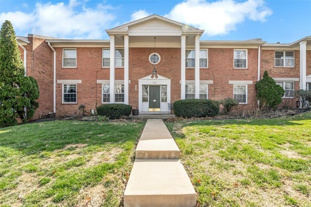Colonial,Garden Apartment, Apartment Complex - Unincorporated, MO