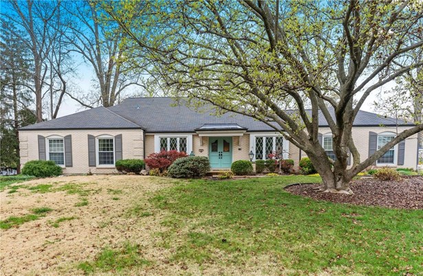 Residential, French,Ranch - Chesterfield, MO