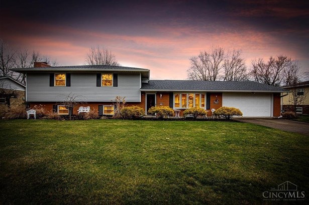 Single Family Residence - Fairfield, OH