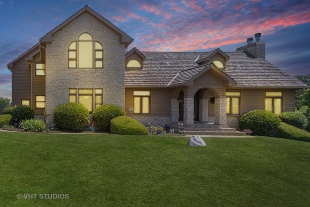 Detached Single - Spring Grove, IL