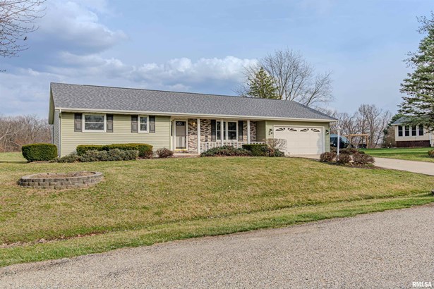 Single Family Residence, Ranch - Mapleton, IL
