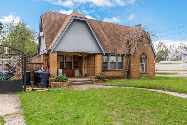 Tudor, Single Family Residence - Oklahoma City, OK