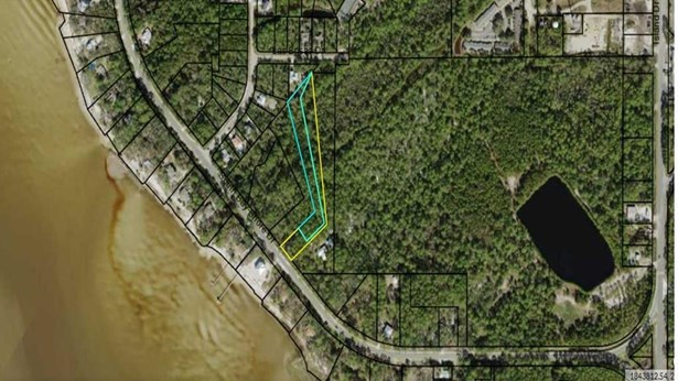 Residential Lots/Land - Eastpoint, FL