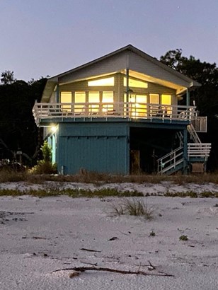 Detached Single Family, Beach House - Carrabelle, FL