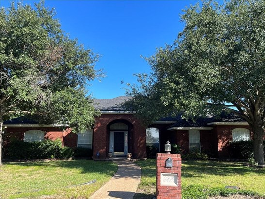 Single Family/Attached - Lorena, TX