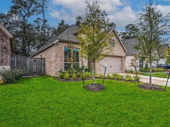 Traditional, Single-Family - Tomball, TX