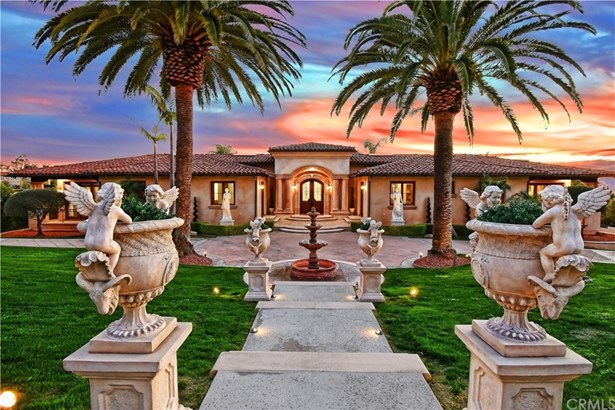 Mediterranean, Single Family Residence - Palos Verdes Estates, CA