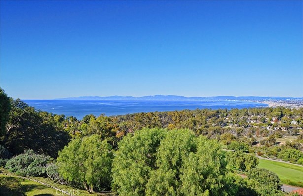 Mediterranean, Single Family Residence - Palos Verdes Estates, CA