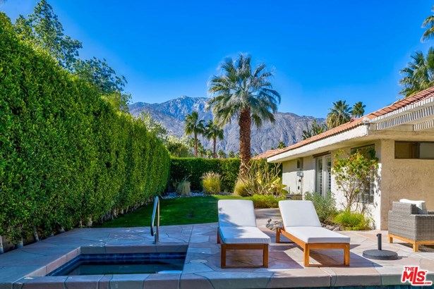 Residential Lease, Contemporary - Palm Springs, CA