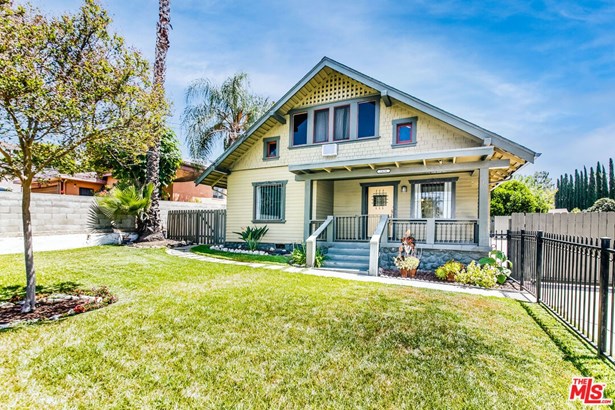 Single Family Residence, Craftsman - Pasadena, CA