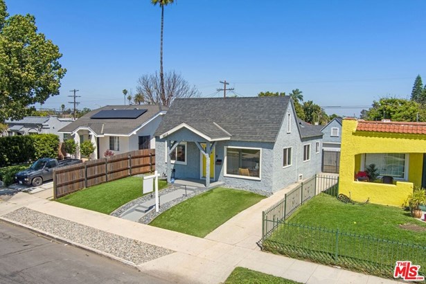 California Bungalow, Single Family Residence - Los Angeles, CA
