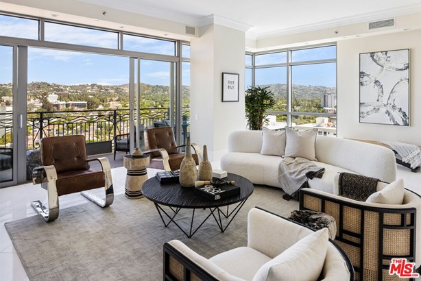 Condominium, Contemporary - LOS ANGELES, CA