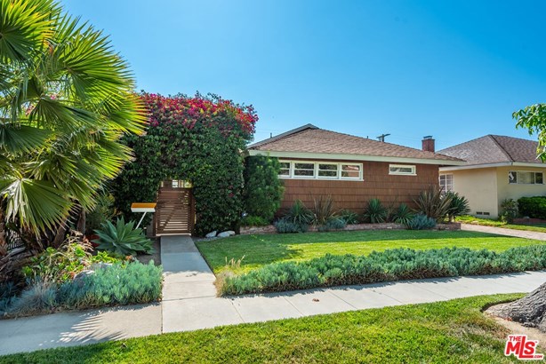 Residential Lease, Traditional - Sherman Oaks, CA