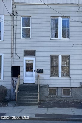 Duplex-over/Under,2nd Floor Apartment, Apartment - Troy, NY