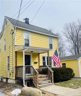 Single Family Residence, 2 Story - Maybrook, NY
