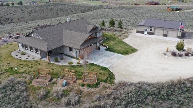 Single Family Residence, Ranch - Corvallis, MT